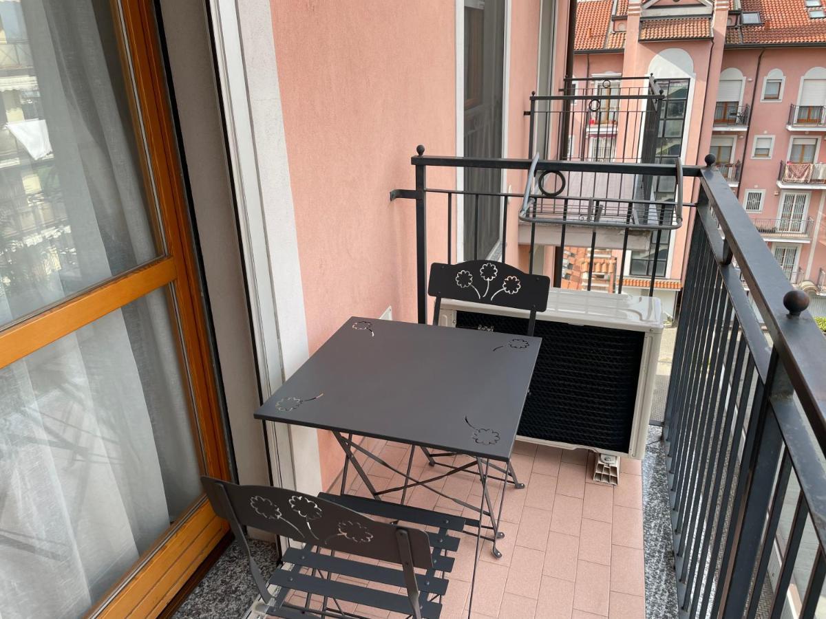 Casti - Appartamento Mm3 Comasina Milano Dış mekan fotoğraf