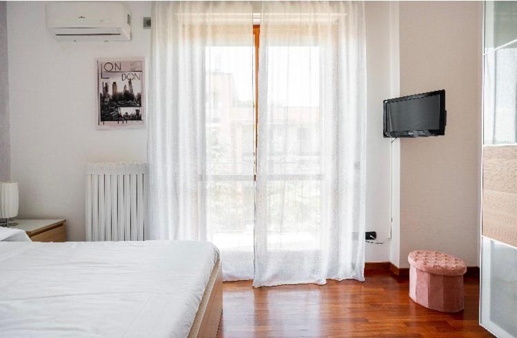 Casti - Appartamento Mm3 Comasina Milano Dış mekan fotoğraf