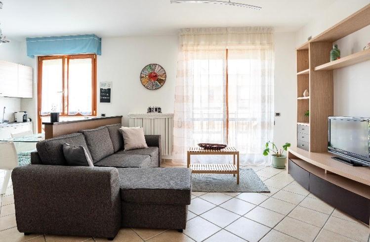 Casti - Appartamento Mm3 Comasina Milano Dış mekan fotoğraf
